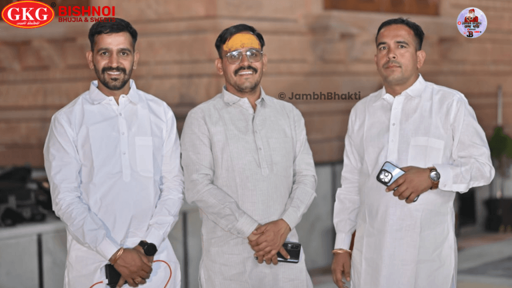 GKG Namkeen Success: तीन भाइयों की मेहनत से बनी एक स्वादिष्ट सफलता की कहानी 2 कुल्फी बेचकर शुरू की करोड़ों की फैक्ट्री जानिए 3 भाइयों की सफलता की कहानी